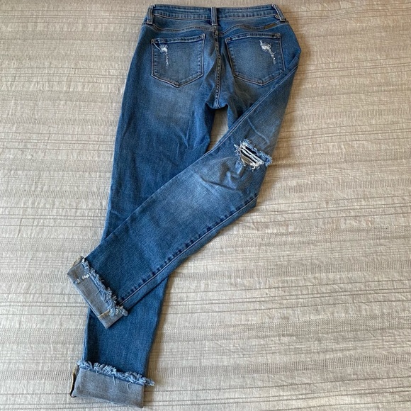 KanCan Lightly Distressed Jeans - Picture 3 of 5